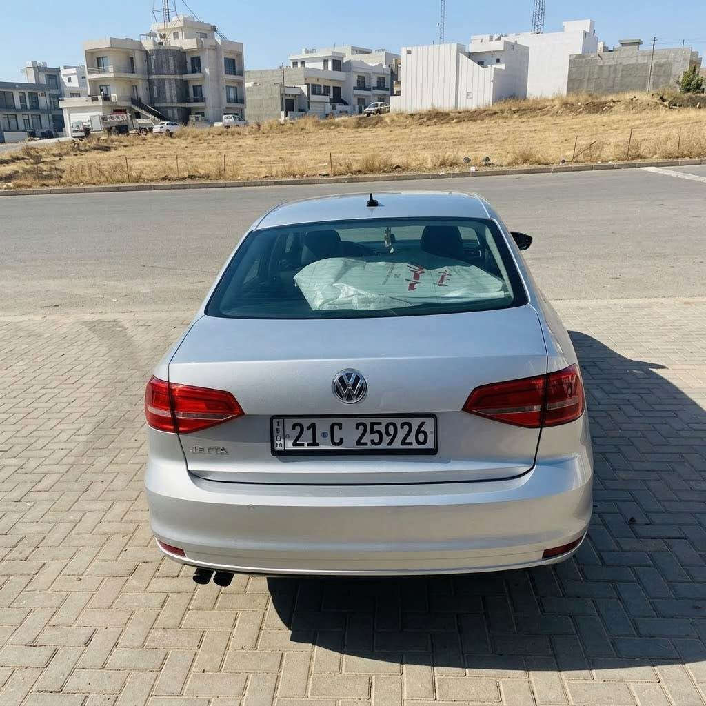 Jeeta 2015 
جیتا ٢٠١٥ خلیجی
مەکینە ٢٠ مەرغوبی بازاڕ
گێڕو مەکینەو کارەبای بەشەرت
سەیارەکە ١٣٨ هەزار هەقیقی ڕۆشتوە
یەک دەرگای بۆیاخە لێدران و دەعمی قورسی نیە
پۆلیش و قەڵەم کاری تازە بۆ کراوە
هادرۆلیکی گێڕو ڕۆنی مەکینەی تازە بۆ گۆڕاوە
بانسی تازەیە قەباغ لایتی پێشەوەی تازە گۆڕاوە 
سەیارەکە هیچ کێشەیەکی نیە و یەک دەسە و هی ماڵە هی مەعرەز نیە لە ٢٠١٥ وە لای خۆمانە گاعی شەریکەی دا نەخراوە و زۆر تونگ و تۆڵە سەیارەکە 
سعری ١١٥ گەڵاو معامەلە
مشەتەریت تەلەفون بکە لەخزمەتام

*********** WhatsApp السليمانية, العراق
