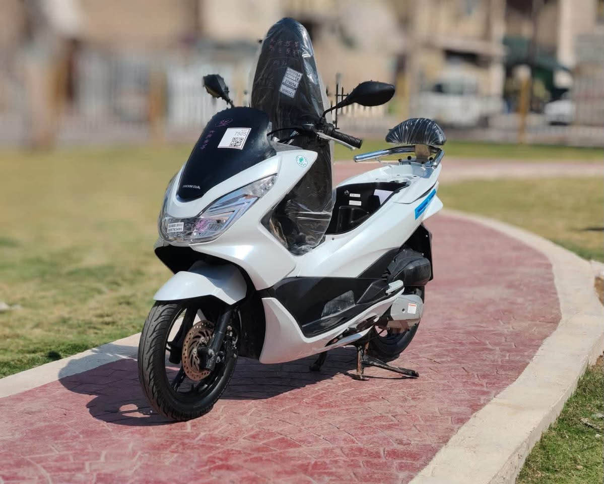 سلام عليكم.... 
دراجة  (PCX)(جيل الثاني)🛵 للبيع
دراجة شلعه معدل كهربائيات كلهه شغاله 
دراجة جديده بلاديه 
أي نقص مابيهة
جيب فيتر وتعال افحص
العنوان بغداد مدينه الصدر  الاستفسار الاتصال على الرقم 📞 ***********
