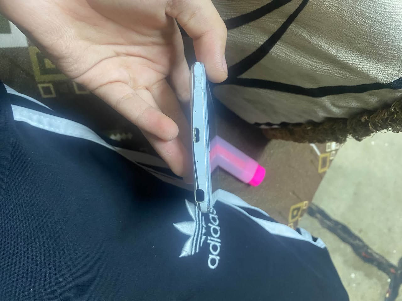 سامسونج نوت ٤ • بدون بطارية • ابو القلم