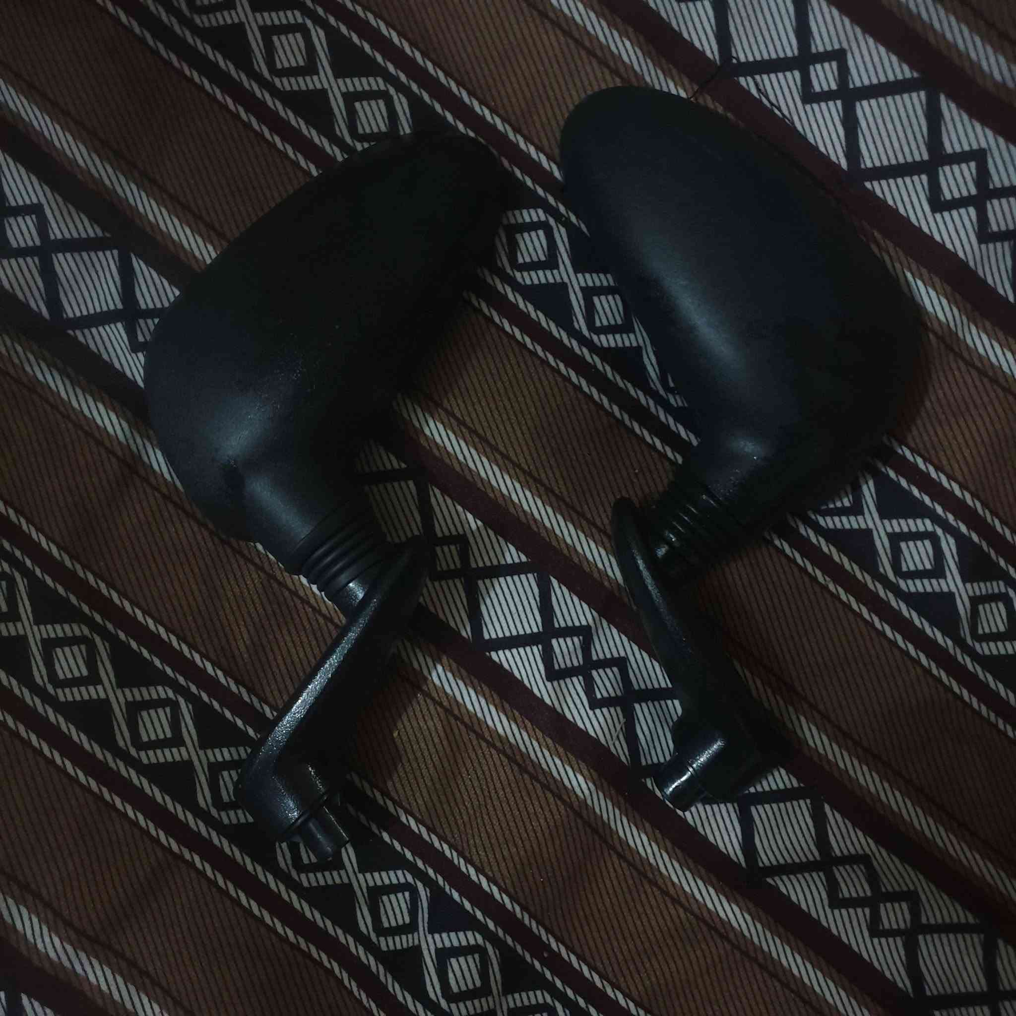 السلام عليكم مرايه سبيسي ياباني للبيع مستعملات قليل ***********
