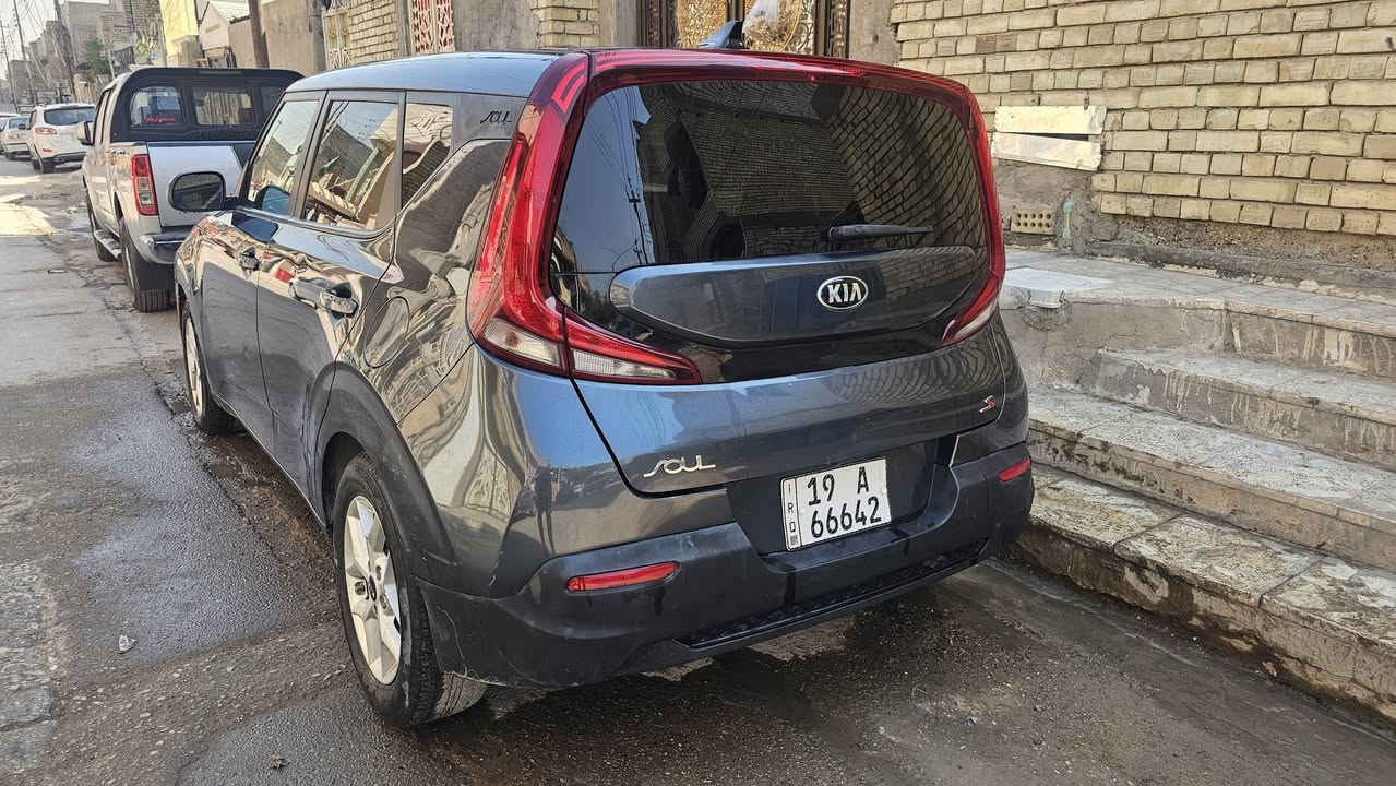 كيا صول موديل 20 للبيع
رقم كربلاء انكليزي مشروع وطني باسمي  وارد امريكي حادثها بنيد وجاملغ الشواصي واللغود سليمه  محرك 200دوش المرغوب 
 نص فول فئه S حساسات رادارات  توقف ذاتي بالازدحامات لون كحلي مواصفات الصوول المعروفه سعرها 122$ وبيها مجال بسيط /بغداد الطالبيه /موبايل/***********/جاسم الحلاق/ ابو سجاد
