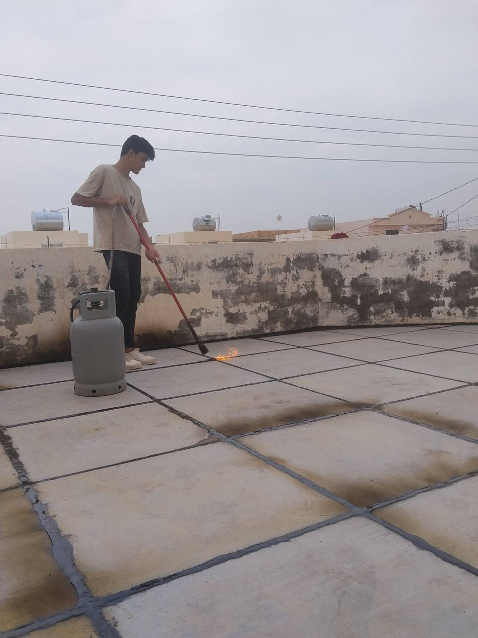 ماستك • عزل • الرمادي