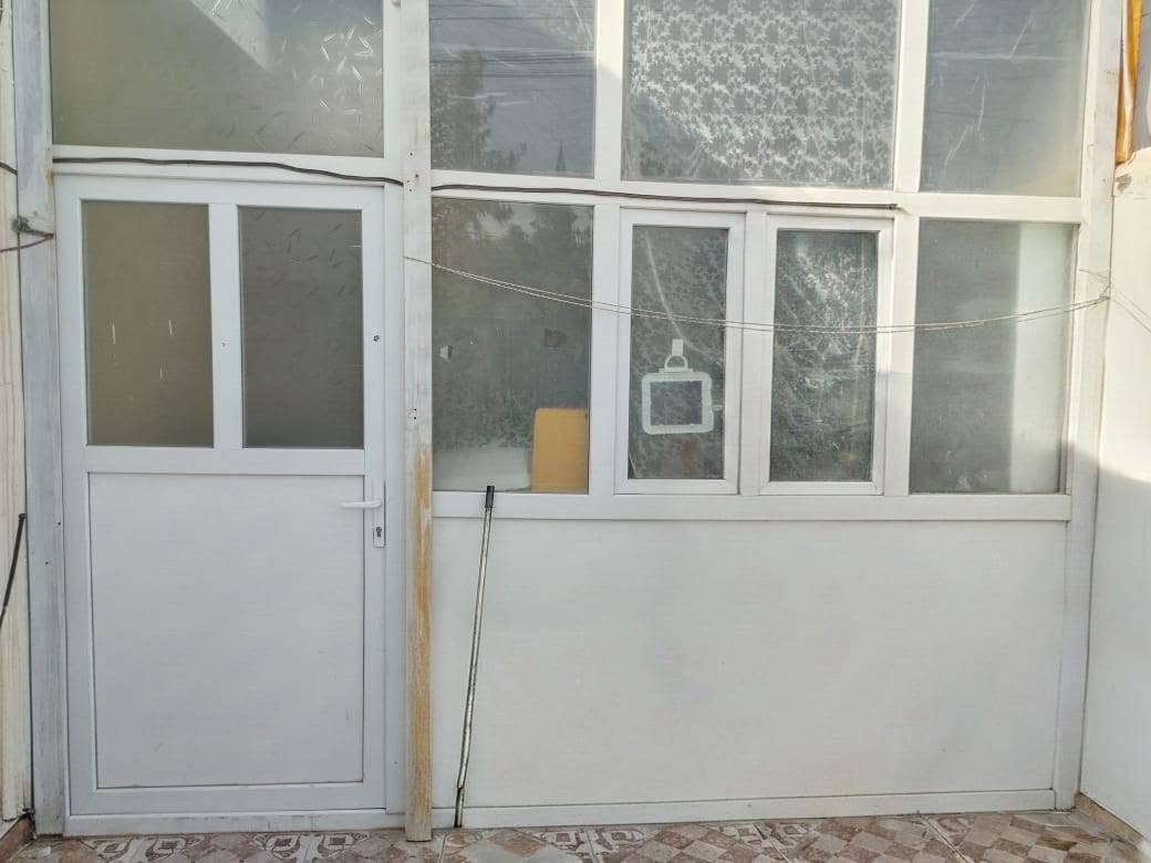 سلام عليكم اخواني هذا سندويج عنري البيع رقم هاتف ***********
