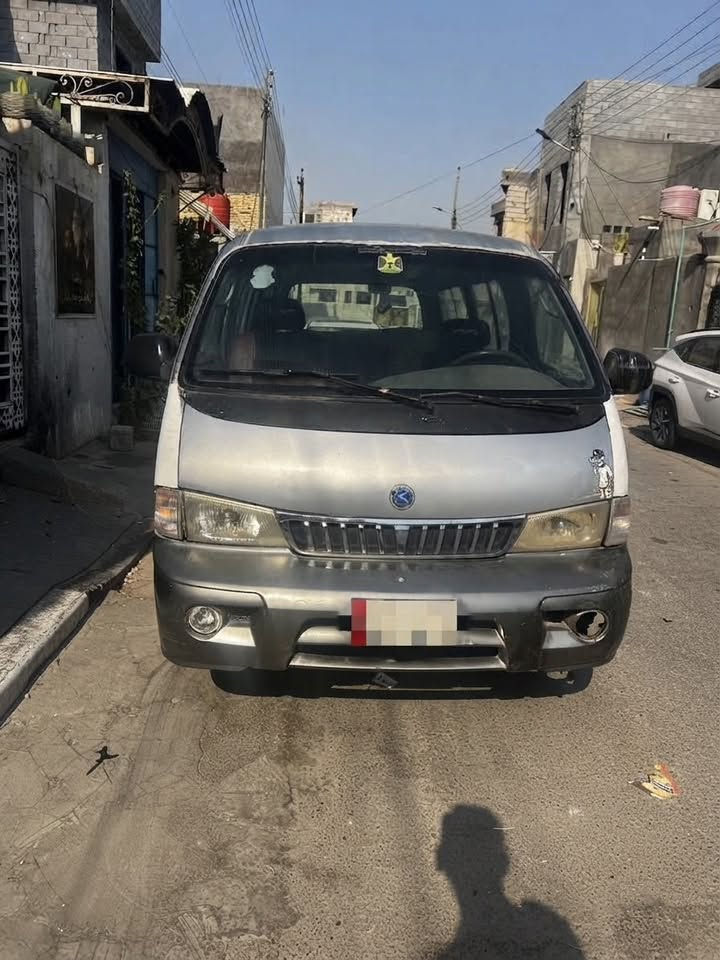 كيا بريجو موديل 1996 السيارة جاهزة مكينه وگير واكسل  مصفرة هيئه وحتى برائة ذمة ما عليها دينار وعليها غرامة مخالفة 100 الف تنزل من السعر رقم السيارة بصرة السنوية ما ساقطة والعنوان البصرة المركز السعر 49 وبيها مجال قليل للتواصل ***********
