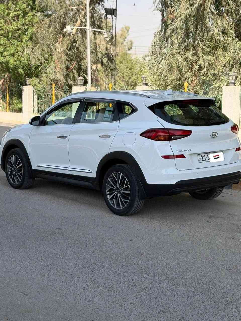 توسان 2019 خليجي رقم بغداد الدولي ب اسمي
مكفوله من الضربه والصبغ والتبديل على وضع الشركه وكالة الكاصد  

بصمة - ترحيب - كشنات كهرباء 

شاحن لا سلكي - سايد بريك برجل 

شاشة ابل كار بلي - صاج - قطعتين تبريد 

حساس امامي وخلفي -ويل كروم 

اشارة مري- ٣ وضعيات قياده 

دبل ايرباك - شاشة كشف اعطال 

كامره دوار -  - لد نهاري 

مكاني ديوانيه المركز 

السعر ١٨٧ وبي مجال بسيط 

***********📞
