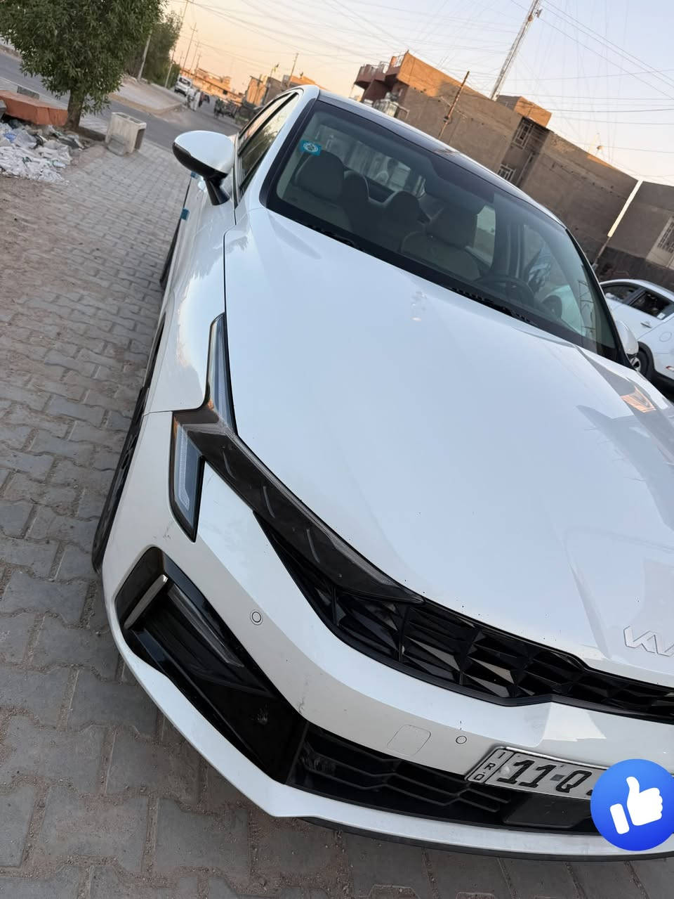 كيا كي 5
Kia k5 
موديل 2024 خليجي ضمان المجموعة الدولية 

المواصفات:
بانوراما 
كشنات جلد 
تشغيل عن بعد و دخول ذكي
مري شفط
شاشة متصلة 
تبريد قطعتين 

ماشية 72 الف كيلو 
السيارة بلادية و بالضمان و كل تبديلات الدهن و الصيانة بالشركة و مسجل بدفر الصيانة 
رقم بغداد الجديد
السيارة باسمي تحويل مباشر ثاني يوم 
مكان السيارة بغداد المحمودية 

السعر:220 ورقة

للأستفسار:
*********** 
موجود واتساب ايضا
