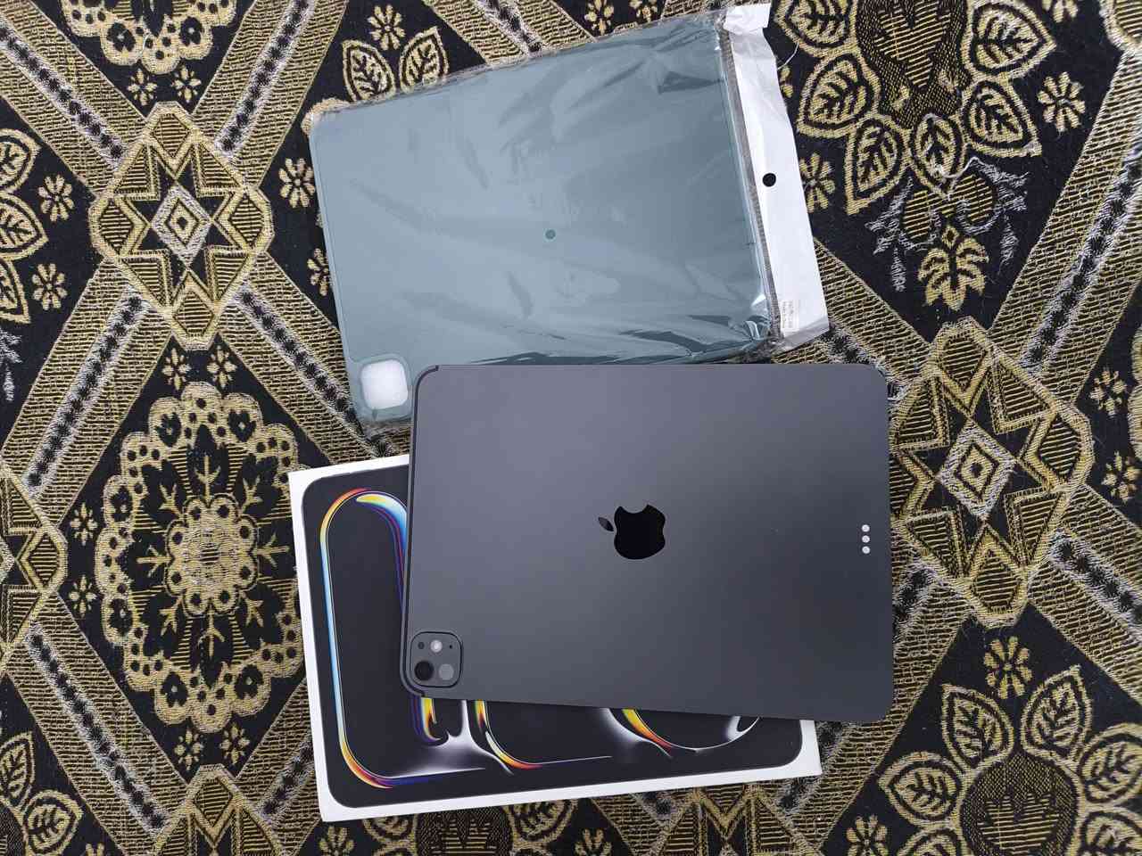 ايباد 11M5 • ٢٥٦ • بطارية ١٠٠٪