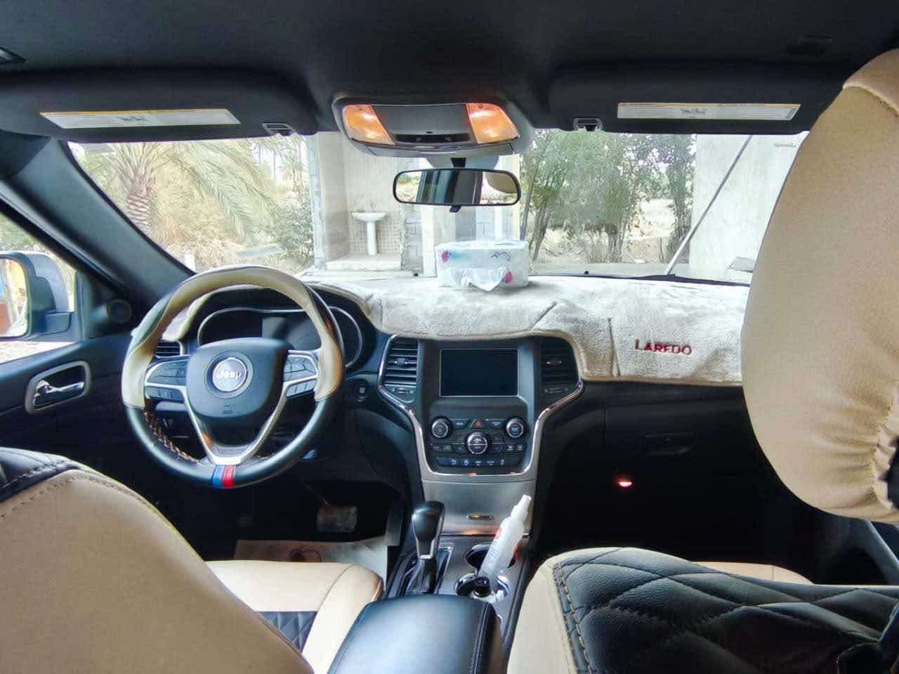 السلام عليكم جيب كراند شيروكي لاريدو 2021 ماشية 55 الف ميل رقم بغداد حادث موضح بلصور السيارة بدون صبغ بدون دواخل بدون ايرباك بيه تبديل بابين وجاملغ نفس الون محرك 3600 مكان السيارة بغداد العامرية السعر 21 الف دولار وبيه مجال *********** بغداد, العراق
