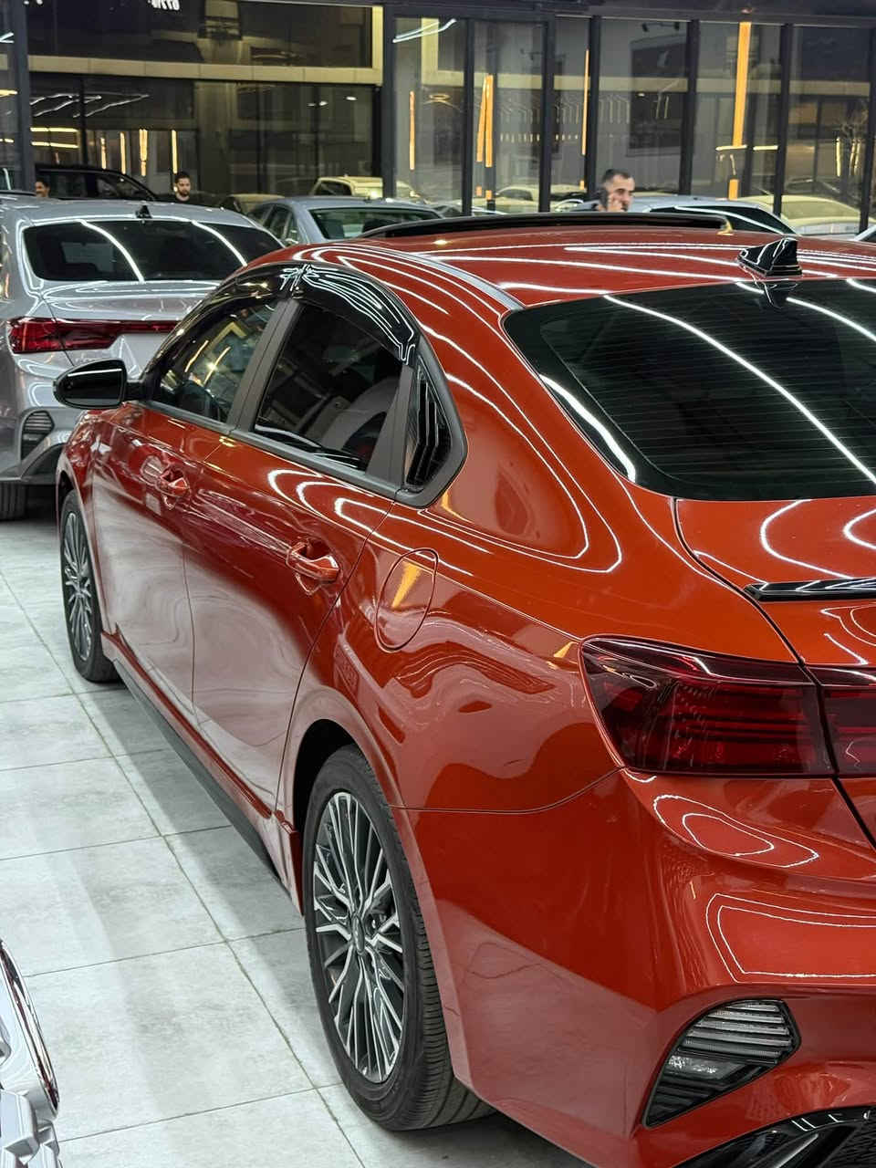 سلام عليكم 
كي فورتي 2024 
بدون صبغ
موصفات GT-Line 
محرك دوش
بصمة تشغيل عن بعد
فتحه
سستم صوت
كشنات جلد
موصفات معروف بعد
السعر على خاص
وتساب متواجد
***********
عنوان #الموصل
