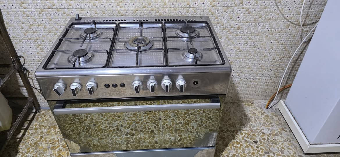 طباخ كبير • طباخ صغير • قابل تفاوض