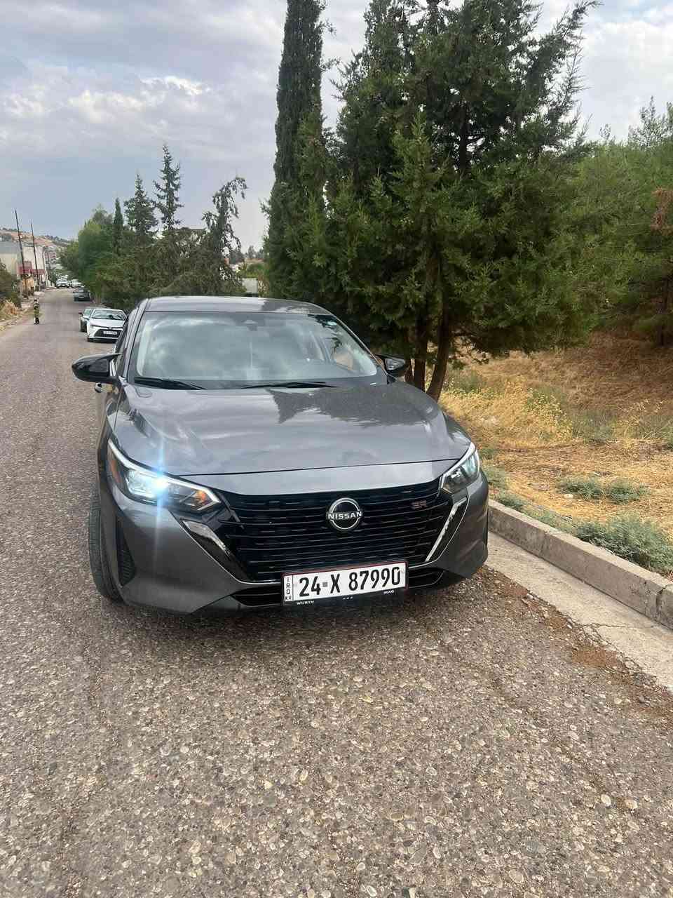 للبيع نيسان سينترا موديل2024
رقم اربيل بسمي تحويل وكاله بشرط 
سنويه ورقم وفحص وهزه كله  جديد
سعر133 ورقه 
ملاحظه عليها غرامات مرور 110ينزل من سعره 
مكينه وكير وتبريد كله بشرط وين ماتريد افحص محرك 
رادار امامي وخلفي وجانبي كله شغال 
تحديد سرعه
بدون اربرباك
شاشه وكاميرا
ماشيه 40
وبعد بيها مواصفات 
سيارا بيها بونيت صبغ فقط بدون دواخل شرط رقم شاصي موجود مع صور شوف حادثها يطلع كلش خفيف سيارا احلى من صور سيارا نظيفه ما بيها مصرف 
حجر كزوز بشرط رادارات كله شغال 
هاتف كورك ***********
عنوان سياره قضاء عقرة بعيده عن اربيل وموصل ساعه           سيارا ‼️(بيها كوبون مال سيارا بانزين اصلي
