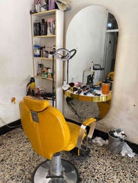 مرايات2 وكراسي ثنين للبيع مكانهم الشعله 07822838913