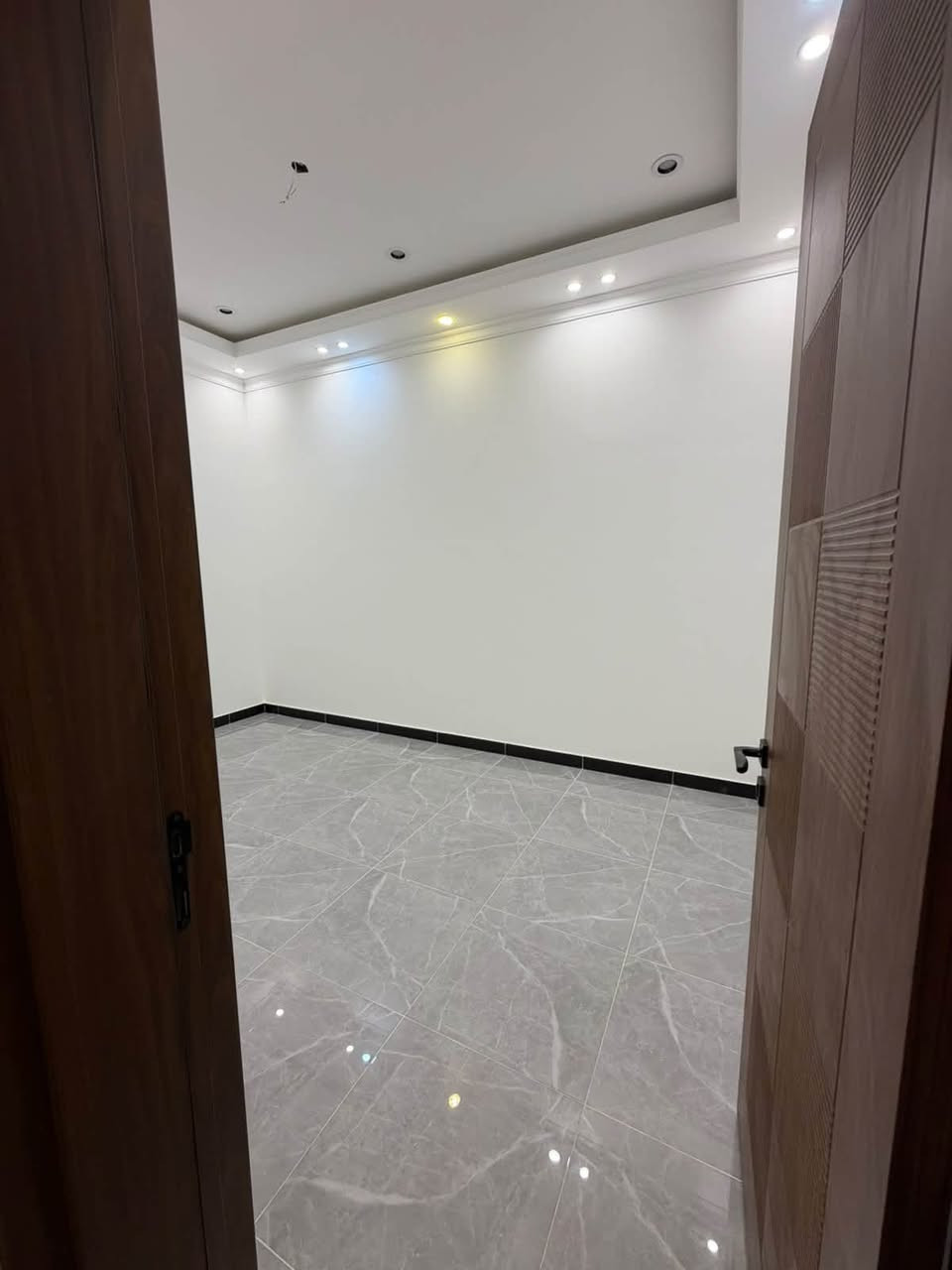 حي القاهرة • ٧٥م • ٣ غرف