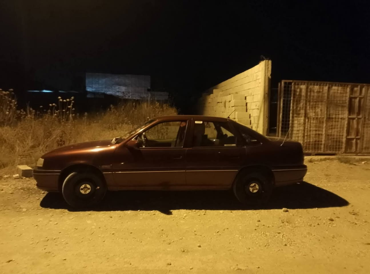 سلام عليكم اوبل فكترا موديل 91 كلش ماكو شرط تحويل وكاله سياره صبغ جماليه سياره قاعد ما بي شي ما ابي عيب شرط محرك 20 والسعر 48 رقم موبايل خابرني تدلل ***********
