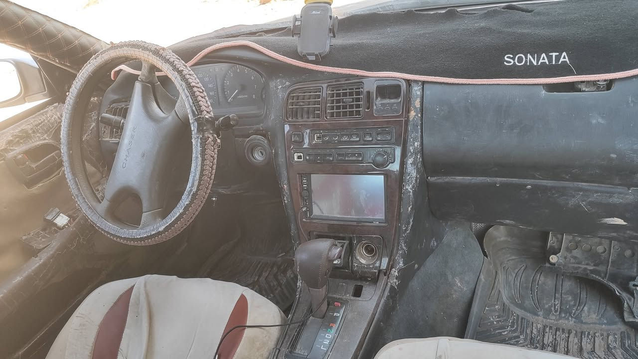 سلام عليكم سيارة مارك مسجله فحص نينوى كير ومحرك شرط تبريد يشتغل كهربائياتها كلها شغاله السعر 23وبيها مجال ومراوس حسب القناعه المكان الشرقاط الخضرانيه رقم الهاتف ***********

