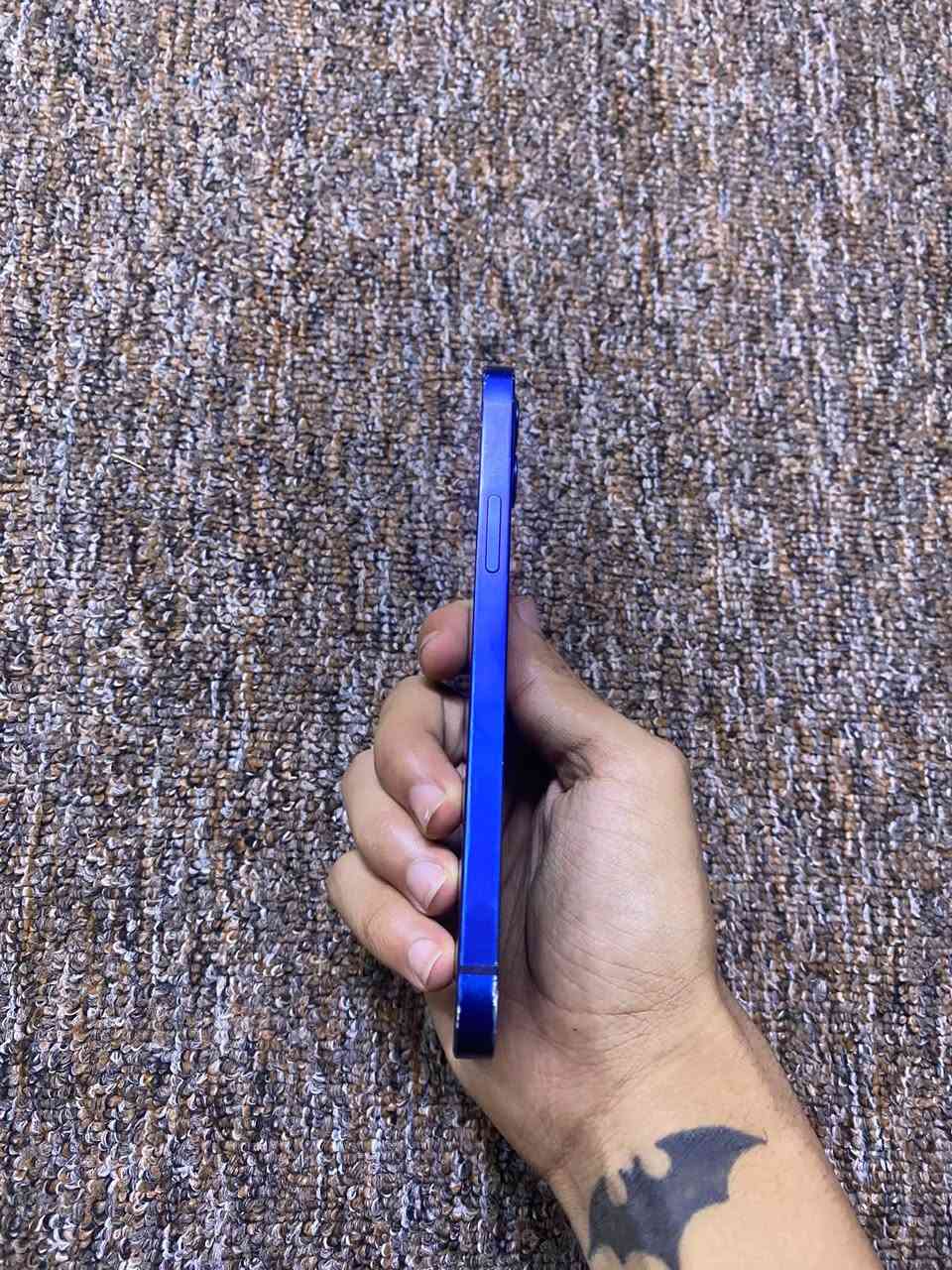 ايفون 12 • ١٢٨ • بطاريه ٩٣٪