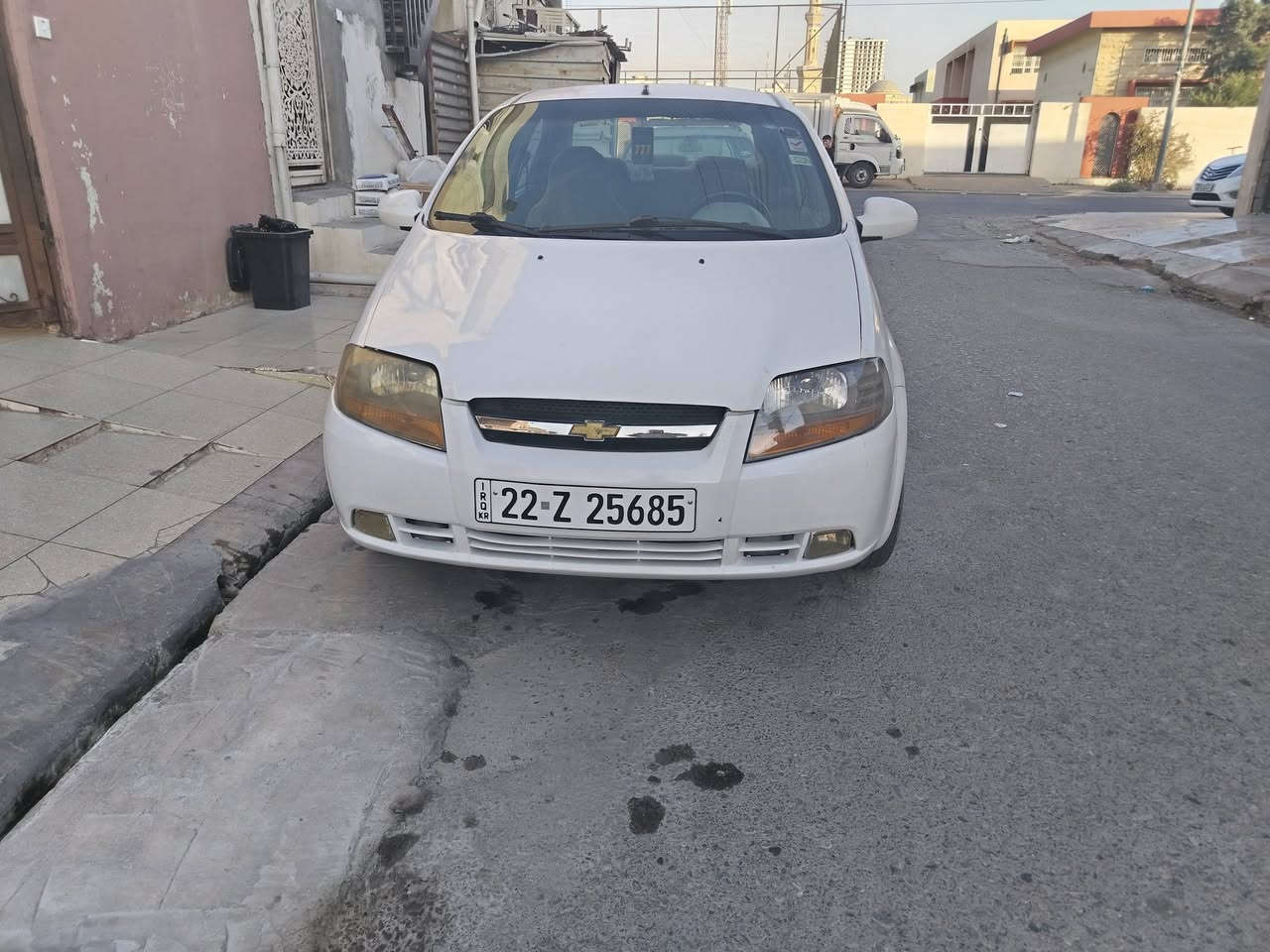 ئه فيو مؤديل 2005 ناو ره ساسي
گئر عادي
مه كينه و گئر به شه رت
ته بريد به شه رت
جه مبيكي خه فيفي بيشي هه يه كه ميك به دنه كرتووه
زينكه و سه نه وي نويه تاكو 2030
هه زه و فه حسي نويه
وه ركه ران  و براوه به شه رت
به ناوكردن و غرامه به شه رت
شوين. هه ولير
سعري 41 وه رقه مامله
***********
