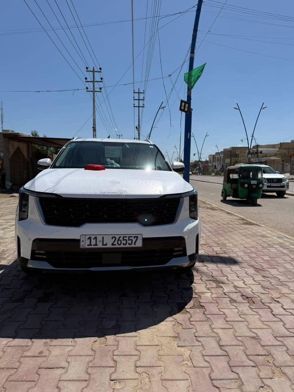 سورنتو ٦سلندرخليجي رقم بغداد بسمي مديل 24  ماشيه 33 كفاله 
مكان السياره ميسان العماره ***********
