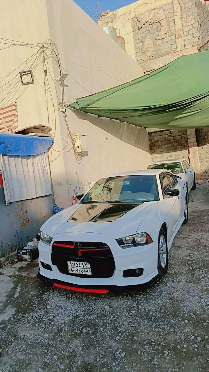 جاجر للبيع سنويه ضايعه معامله كامله بس بقت عل هزه
موديل 2011 بيها قطعه اونص او شويه بل سقف ما معدل شرط التحويل ملاحضه السياره بيها كصه صفحت مكينه شرط كير شرط مكان السياره موصل ***********
