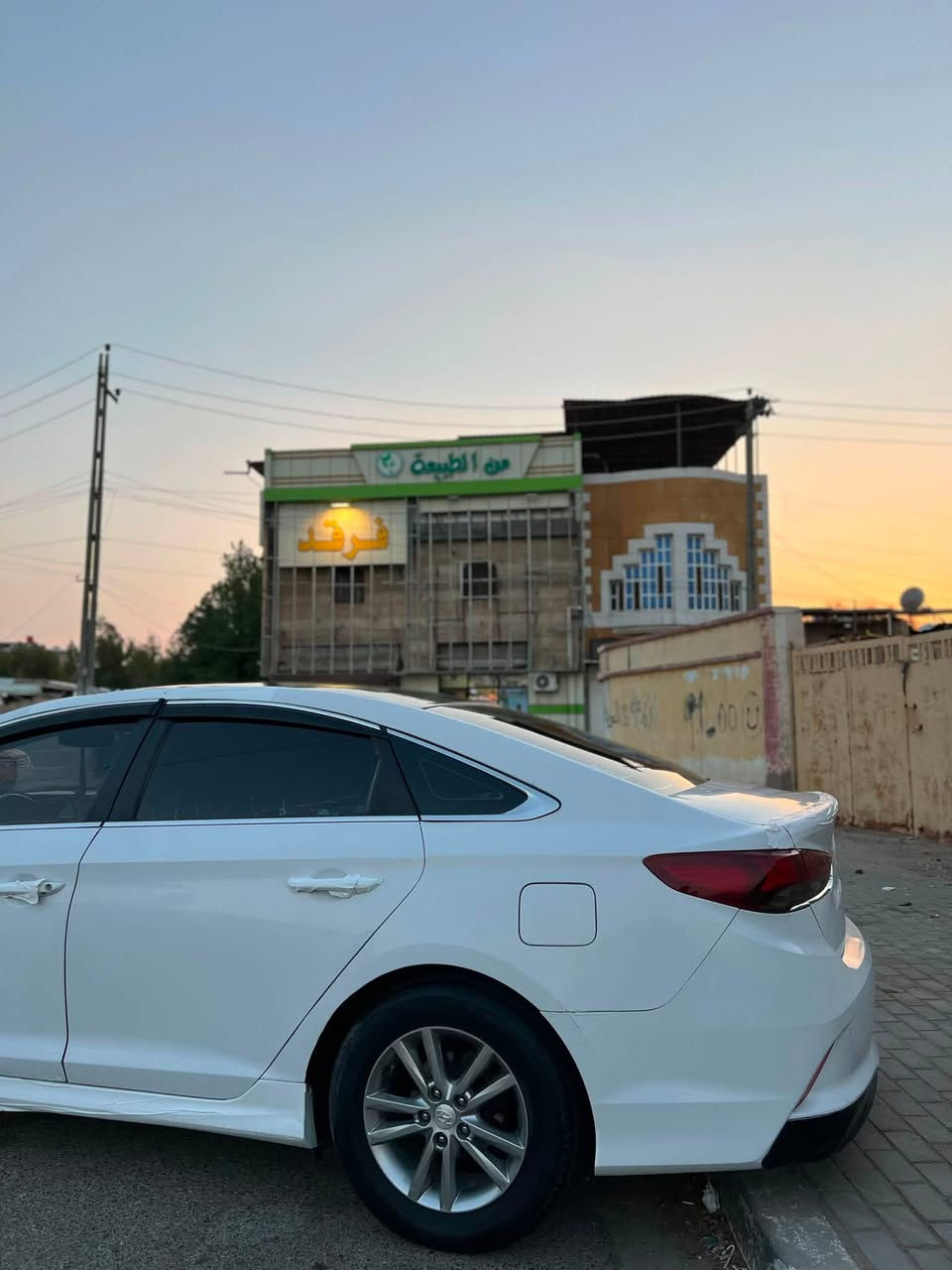 SONATA 2019 📍📍📍
للبيع سوناتا 2019  ادوات ادوات اودات ✅
بانزين بانزين بانزين ✅
مكينه 2000 دوش✅
گير AT ✅
ارقام + سنويه+هزه طبق الاصل✅
شاشه أندرويد ✅
مرايات قلاب✅
اشاير ترحيب✅
كصه جنطه ✅
كشنات جلد ✅
تحكم ستيرن ✅
تبريد تدفئه قطعتين  ✅
شاشه أندرويد اصليه ✅
كامره خلفيه ✅
حساسات امامي خلفي ✅
تبريد كشنات ✅
ماشيه 90 KM ✅
حداديه 100‎%‎✅
كهربائيات كلها شغاله ✅
زنون عالي ناصي اصلي كلش قوي ✅
مكينه كير كفاله ✅
السعر64 وبيها مجال 
***********
