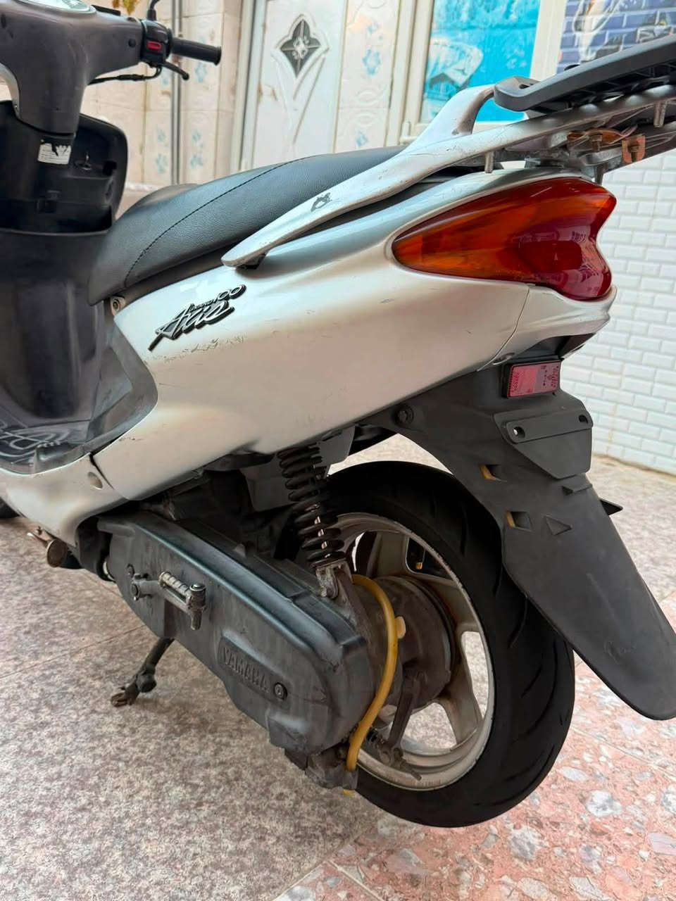 اگزز للبيع برغي مامتفوح بيها صارلها شهرين مطلعها من حاوية الزيتون كهربائيات كلها شغاله نگره سلف الدراجه جديده مال جناي
السعر مليون و200 وبيها مجال 
مامتواجد فيس🤍
***********
***********

