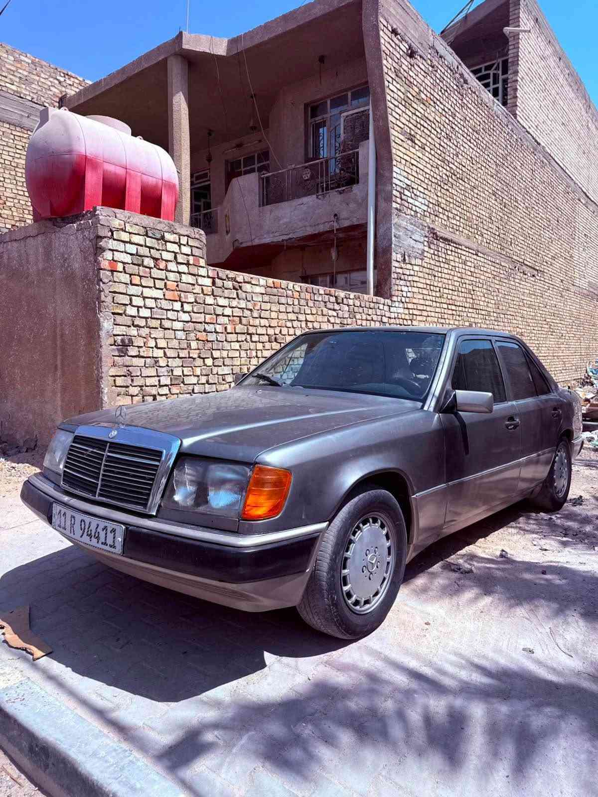 سيارة معمرة جديد مكينه ياباني 2500 تبريد شغال كشنات كهرباء ستيرن كهرباء ادامه كامله فيتب نوزلات بلكات ويارت بلك نقص صدر امامي خلفي عنوان بغداد تحويل مباشر هزه ورقم جديد السعر 40 السعر 40 ////*********** بغداد, العراق
