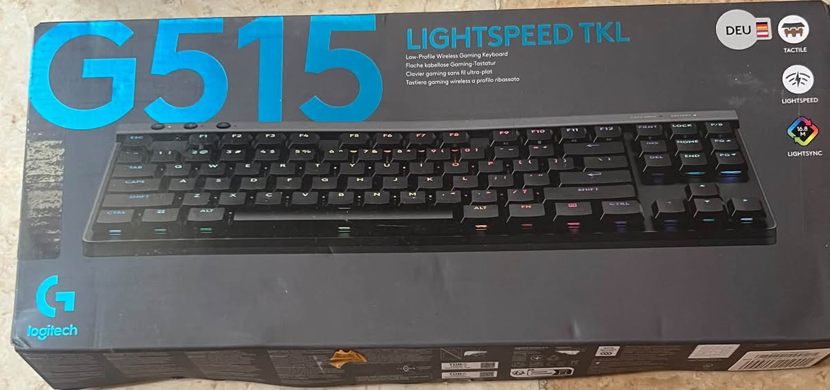 متوفر مجموعه من الكيبوردات المميزه
grava star K1
Logitech G515
Logitech G915
Aula F75
