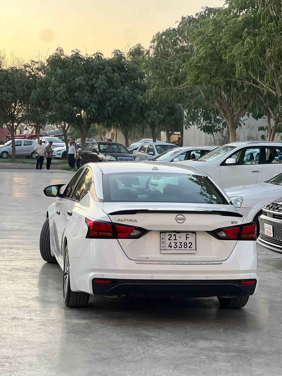 نيسان التيما 2023SV
سياره بدون صبغ 
بدون ايرباك
ماشيه 55
صور سونار ولحادث مرفق 
مكان سياره كلار 
***********
