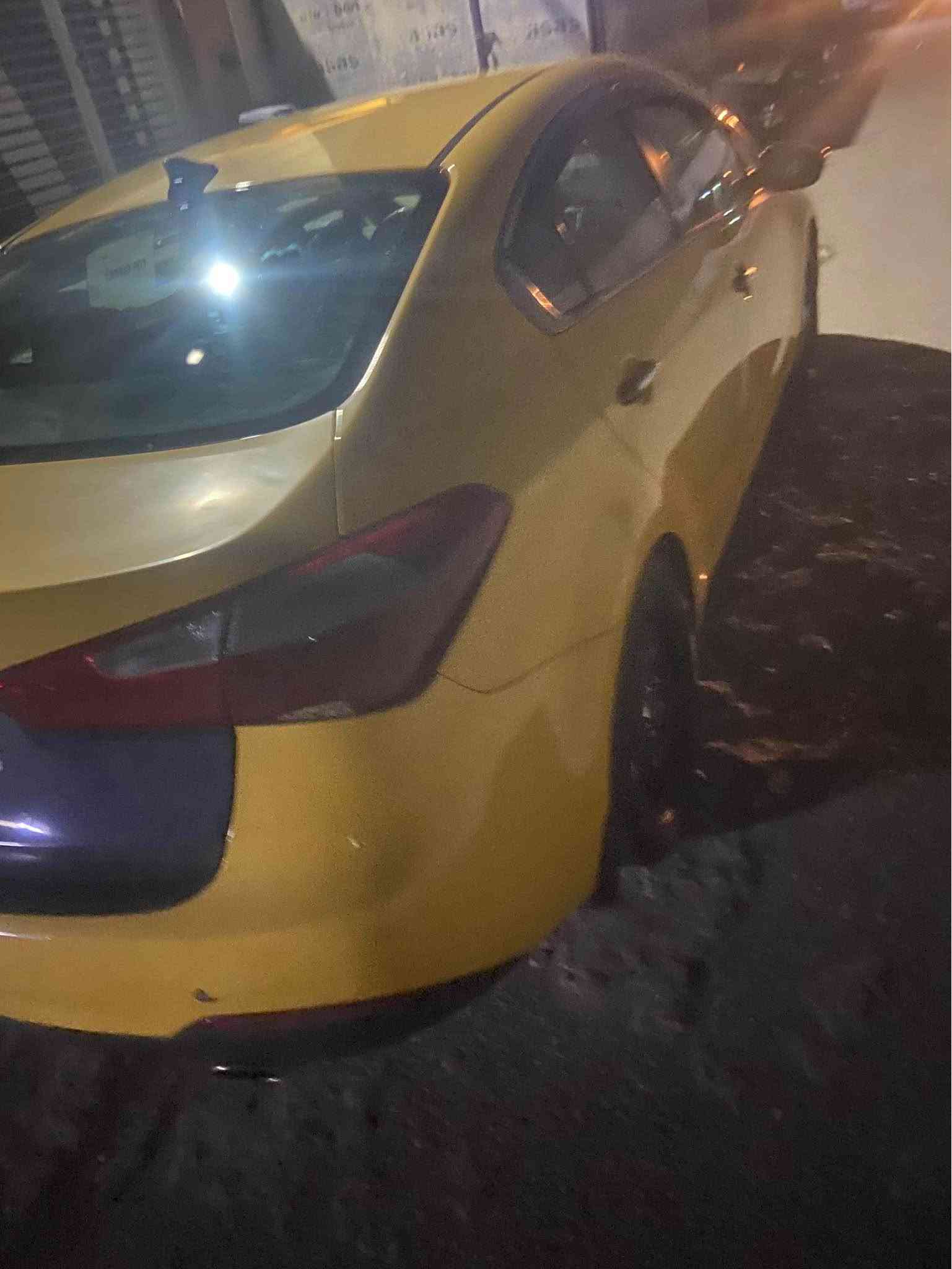 السلام عليكم فورتي 2015 بغداد بسمي مكينه 2000 جي دي اي مفتوحة 
حادثه جاملغ وبنيد وبيه شاصي ايمن تصليح بي مكاني بغداد الشعب 
عارضه ب92 وبيه مجال 
*********** بغداد, العراق
