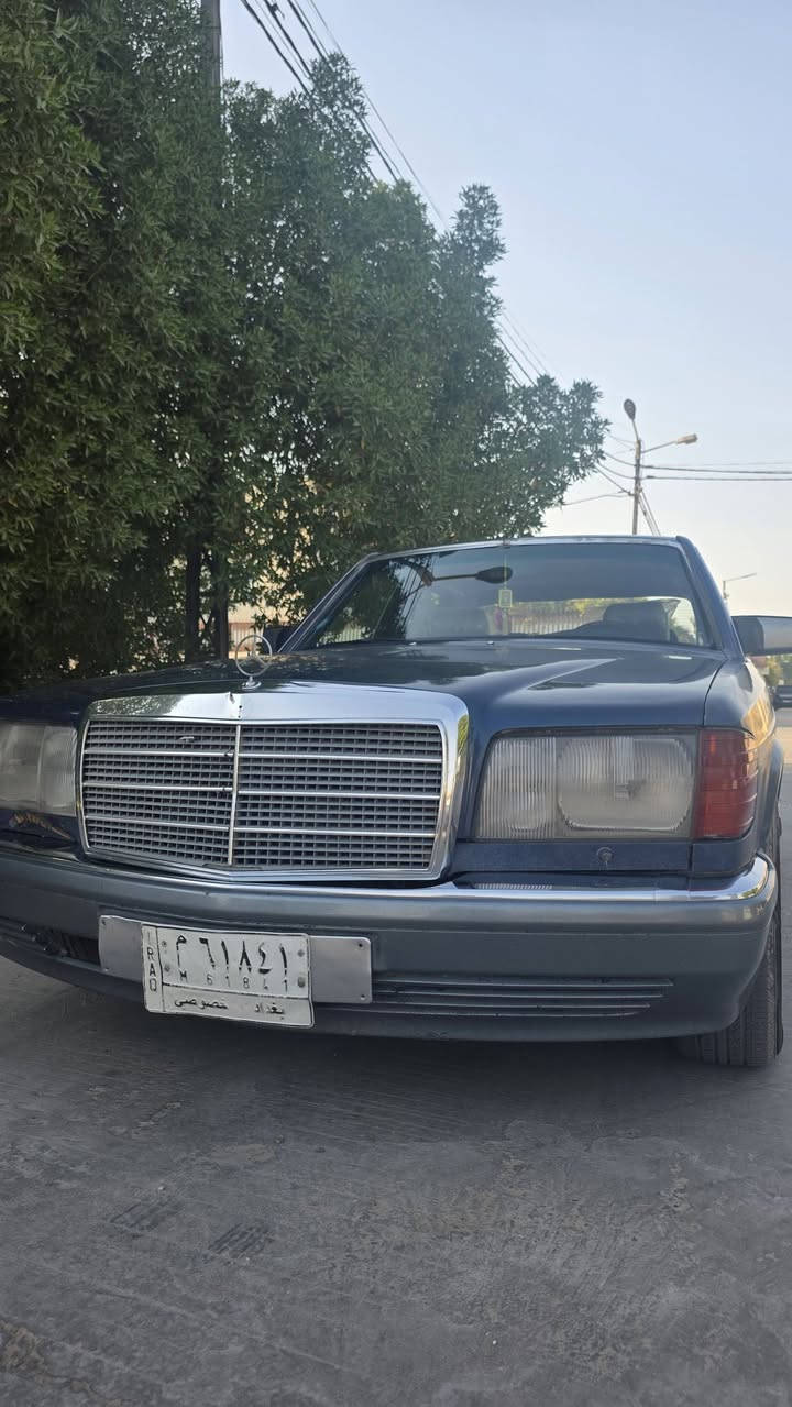 مارسيدس رئاسي مودل 1991
رقم بغداد ( سنوية تنتهي ٢٠٢٨ ) 
محرك جديد 3000 بطه مكفول 
كير مكفول
 حدادية 80 % 
بلادية كلها دواخل بلادي كشنات بلادية ما بيها أي مزگ 
تخم تاير جديد 
مكانها نجف للاستفسار *********** 
السعر ٨٥ وبي مجال للشراي 
اللي مو شراي لايتصل ولايراسل رجاءا رجاءا
