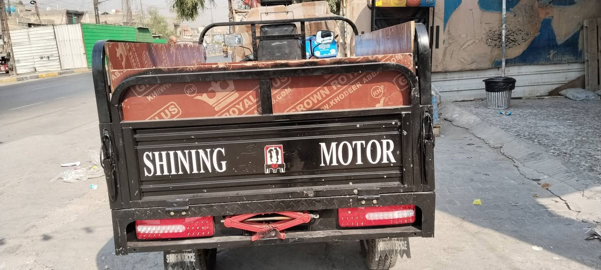 سلام عليكم ستوته للبيع موديل23 ستوته حلوه بعدها شركه ماتصرف عليها ربع ستوته  بس اني ما اعرف اشتغل بيها مال جناي وضع شره صارلها 2شهر من انشدت ستوته كامله اوراق مال شركه الستفسار 3200 قفلها هاذا الرقم ***********

