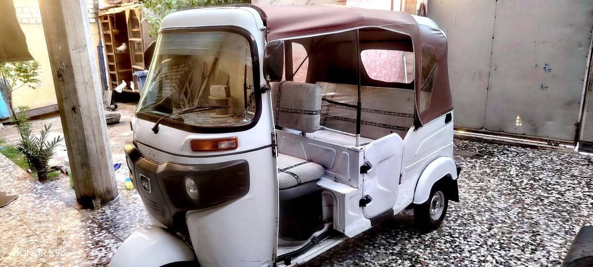 🛺 تكتك باجاج (Bajaj) للبيع — بغداد 🛺
📌 المواصفات والموديل:الموديل الحقيقي: 2021 (شهر 10)المسجل بالسنوية: 2022 (شهر 1 / يوم 9)
حالة المحرك: مشروكة ومجفتة جديد (جاهزة)🛠️
حالة البدي والضربات (واضحة كما في الصور)
:مدعومة من الصفحة (مثل ما موضح بالصور).
باقي الضربات البسيطة مبينة وموضحة.
الغد يحتوي على خسفة بسيطة.
📍 المكان:بغداد — العبيدي📞
رقم الهاتف للتواصل:***********
