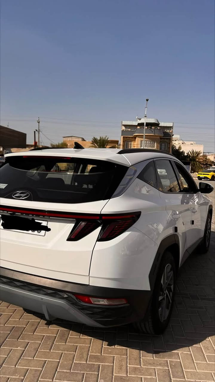 يونداي توسان موديل 2024
اللون ابيض وارد خليجي
ماشيه 12 الف كيلو 
محرك 2000
فول مواصفات ماعده الفتحة
بصمه + بصمه ابواب
تشغيل عن بعد
تحكم ستيرن جهتين
ثلاثه انظمه قياده
مثبت سرعه
اشاير مري + مري شفط
شاحن واير لس + USP
حساسات امامي وخلفي
مانع انزلاق
لد امامي + خلفي
او تو هولد
تبريد قطعتين
هاند بريك دكمه
دوشمه جلد
كراسي الاماميه كهرباء
السيارة مكفولة من الشخط
السعر 215 وبيه مجال قليل للشراي
مكان السياره البصرة المعقل 
***********
