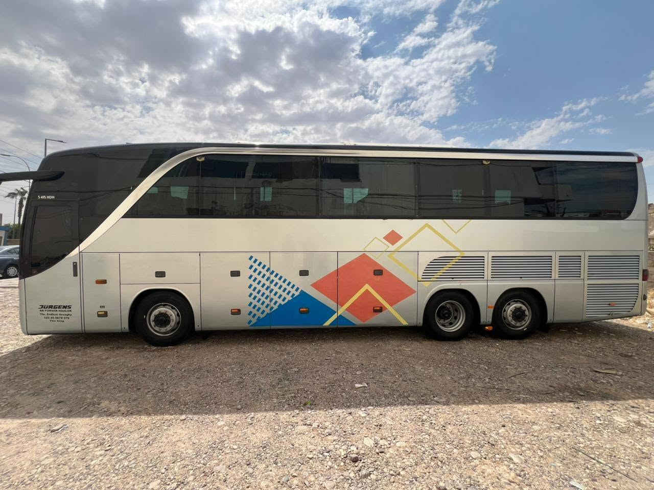 باص ام السيوف ٢٠٠٣ • ٥٣ نفر • مكانه حله