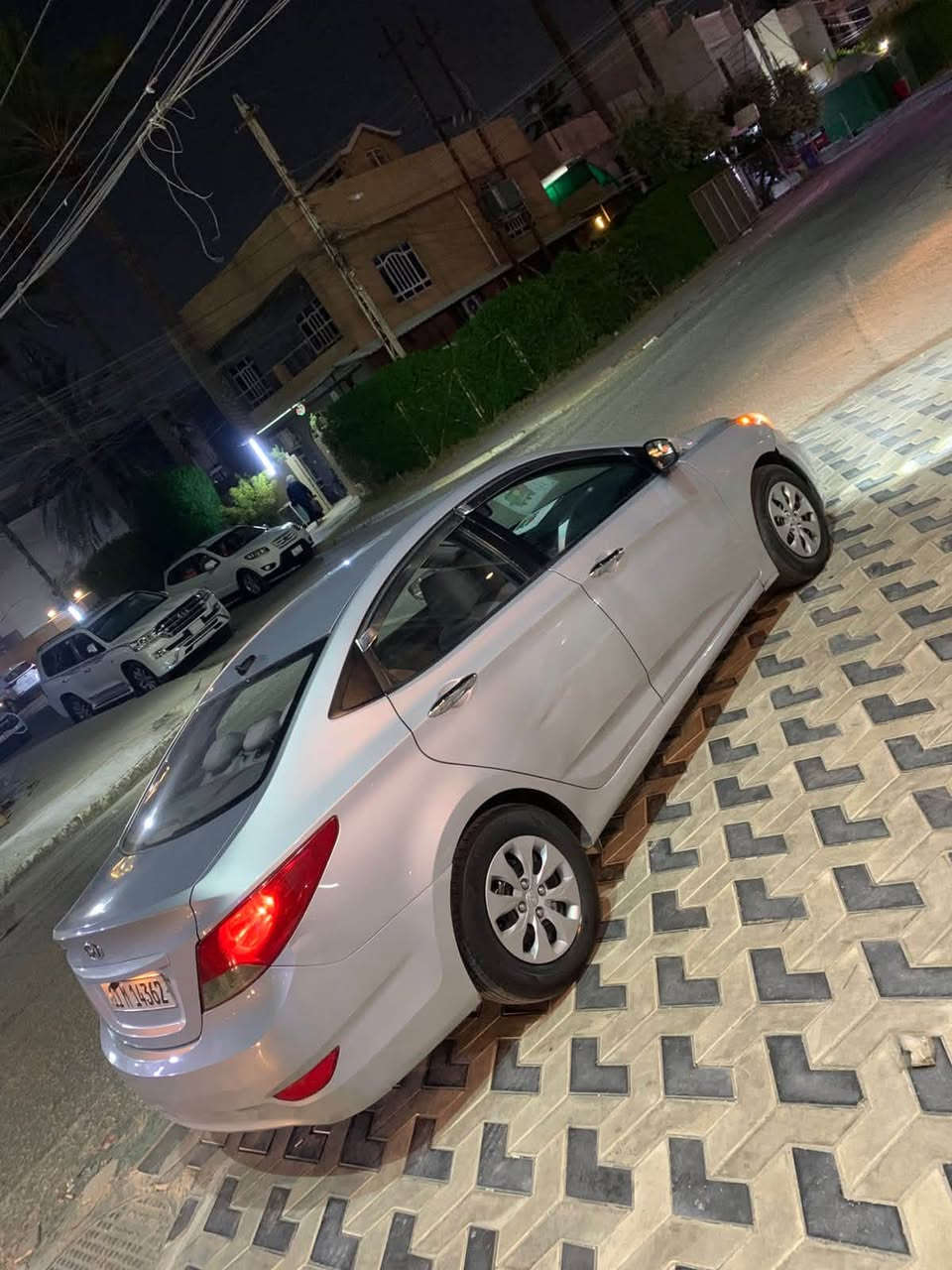 هونداي أكسنت للبيع
*سعر 80 ورقة 
*ألون: سلفر فضي
*رقم بغداد - رقم أنكليزي الجديد
موديل 2014أمريكي مكينة  1600 كفاله كير ومكينه السيارة بأسمي،جاهزة وجديدة من كلشي دوشمة داخلية،تبريد ثلج حدادية كاملة 
ماناقصة شي وخير من الله
*حادثها قطعة وحدة وسونار موجود وبارد جداً قليل جاملغ الخلفي 
*الموقع :-بغداد/العامرية
*للاستفسار:*********** / بي واتساب
