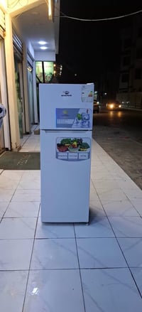 مرحبآ ثلاجة ماركة ALRHMANl عشرة قدم شغالة وظمان بشغلهة نظافتهة [💯 ] لل...