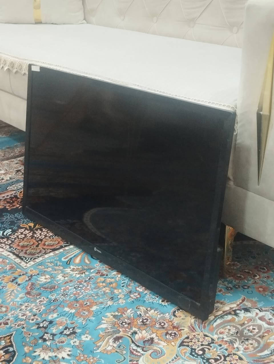 TVـ حجم 32 نرخ 100هەزار و معامەلە
***********
