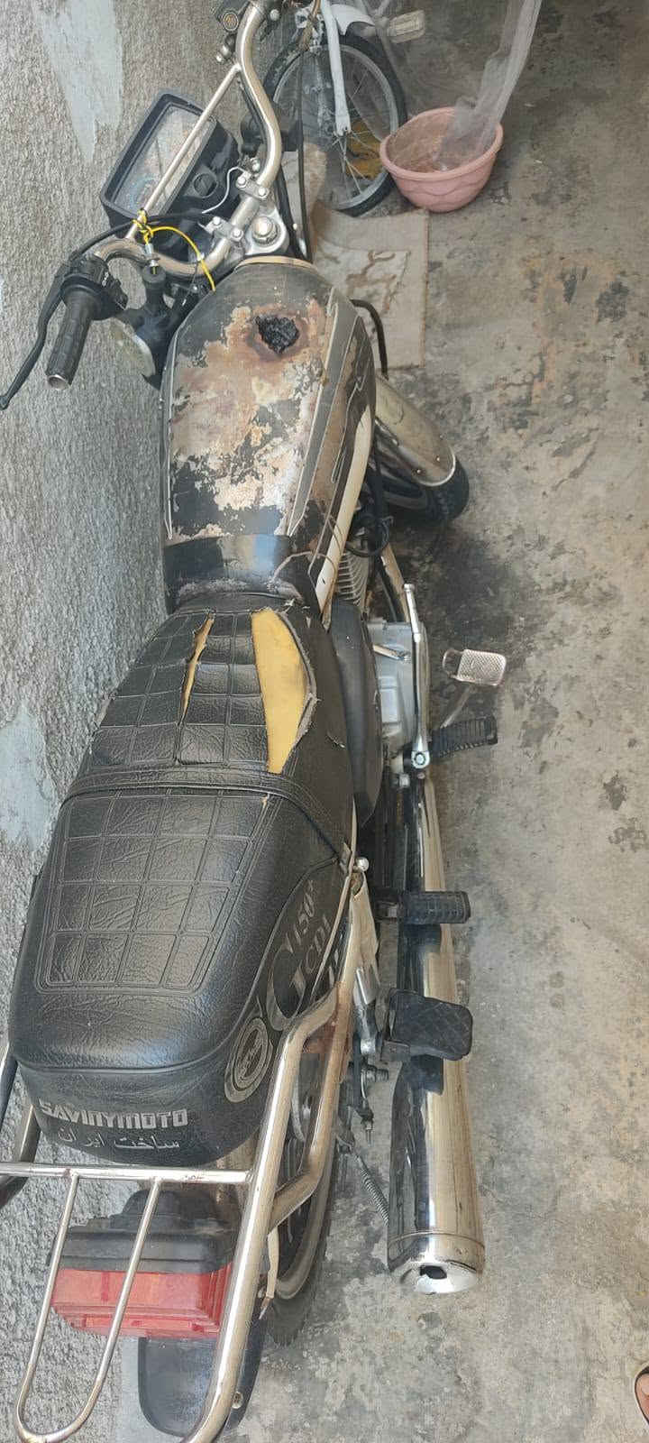 ايراني 5كير  2023اوراق كامله الدراجه خير من الله نقص باتري وتانكي محلو السعر 325 مكاني بغداد حسينيه مال راشديه ‏‪***********‬‏
