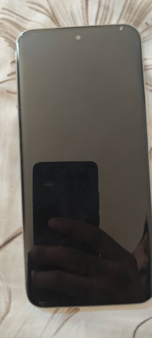 تكنو سبارك40برو بلس ذاكره256جهاز مكفول على فحص وكله شغال ممفتوح غراضه كامله جهاز للبيع ب250مكان بغداد ***********واتس +خاص
