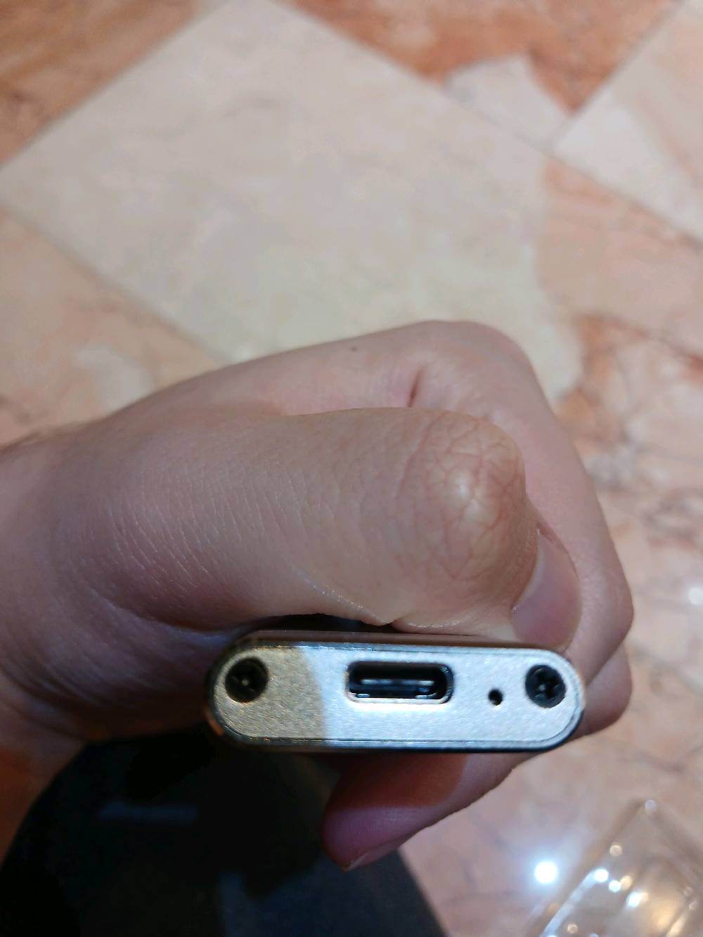 SSD M.2 • يو اس بي 3.0/3.1 • البصرة