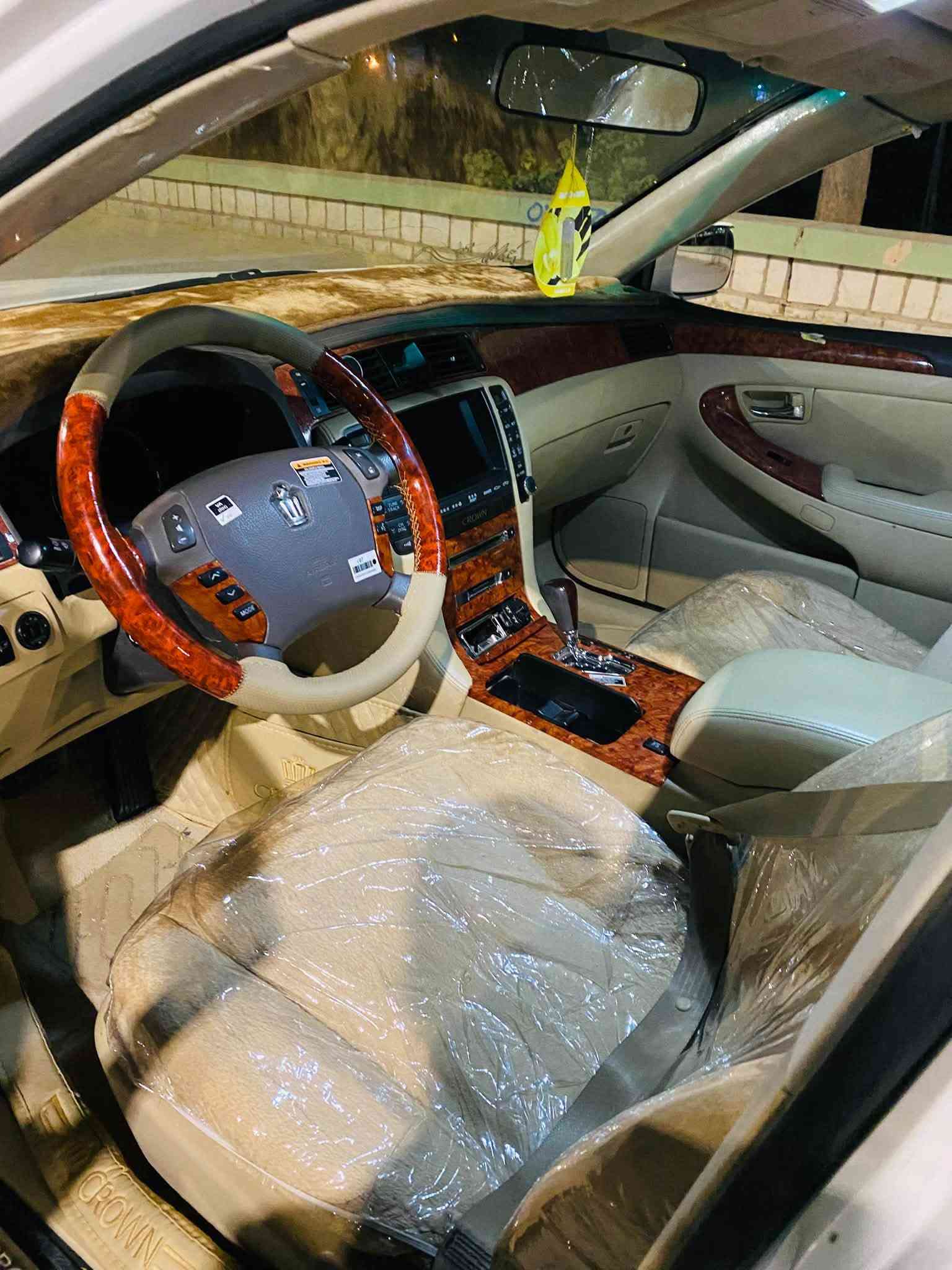 سلاو هاوريان
شاهينه ٢٠٠٥ سپی ١٨٢ گەورە بە گەورە 📦براوەیە گیرومەکینە بەشەرت بی مەسرفە تبریت سارد و گەرمی بەشەرت ❄️بەشەرتی سەقف و کەفەر کامل مەسرەف و جوانکاری کراوە کودی هەیە ریک بیکە ناوی خۆتۆ ٢ دووگمەیە سوکان لیکسز وەک ئاو وایە سووکانی تەقەو ڕەقە نییە هەموو بەشەرت بەس سایەقیکی ئەوی مالی دوستە تخوا مشەری نیت تیل مەکە 

ژ.م ***********

شوین کەلار 

سعری ٥٣ وەرەقە
