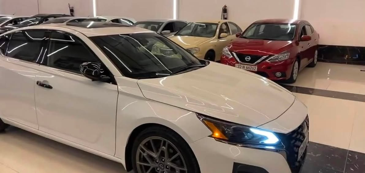 السلام عليكم ورحمة الله وبركاته.
Nissan Altima SR 2023 VC-TURBO 2.0 liter.
سيارة فل مواصفات.
٢،٥ قطعة مصبوغة بدون شاصي.
ماشية: ٤٧ ألف كيلومتر فقط.
سيارة خير من الله بدون نواقص.
رقم الشاصي:
1N4AL4CV5PN360264
السعر كلش رخيص ويعجبك!
خابرني على: *********** (واتساب).

