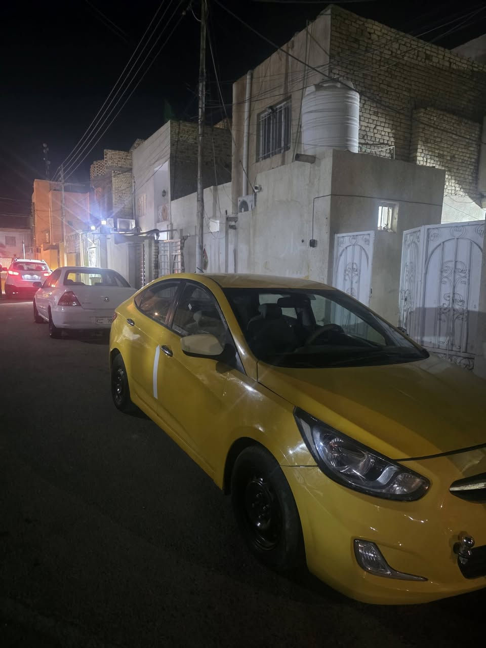 سلام عليكم اكسنت 2013امريكي بيه جاملغ الامامي الصفحه اليمنه ولباقي مكفول رقم بصره مشروع وطني راعيه يريد مداور مكان السياره ميسان حي الحسين رقم الهاتف *********** 
السعر 65
