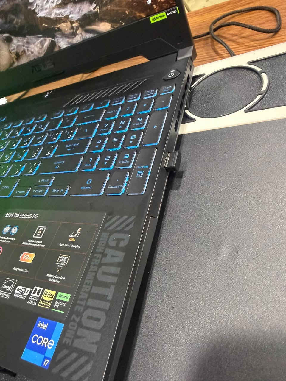 Asus tuf rtx 4070
Ram 16
1t mnve
I7-13th
