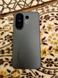 فيفو x200fe اعلا سعر يجيب ابيع جماعة ال550 و600 لتعلقون ..07715550170