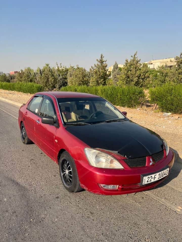 مستەربۆشی لانسەر مۆدێل 2007 سەیارە ناو فۆرمیکایە و مەکینەی گەورە بیلادی و سەیارەکە 3 پارچە و نیوی سبوغە بەس پشت و پێشی کەپسە واتا ژۆرێی هیج نەگرتووە و گێر و مەکینەی بەشەرت و سیستەم غازی ئیتالی بۆ بەستراوە و چوار ویلی سپۆرتی لەبنە سەیارە وەکو مەسرف زۆر بێ مەسرفە هەموو قەلبی بەشەرت و         نرخی 69 وەرەقە و مەجالێکی برایانە و رەقەم تەلەفۆن *********** أربيل, العراق
