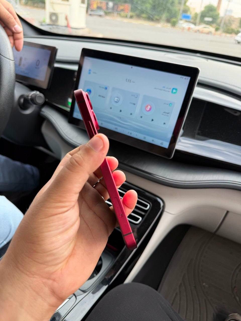 ايفون XR • ١٢٨ • بطارية ١٠٠٪