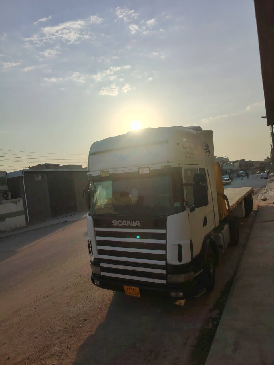 شباب راس فقاط سكانيه 2000 مكينه 6 انجكتار شرط التحويل السنويه منتهيا مربوط افلات مكينه كير اكسل تبريد مكفولات تخم تاير نص عمار سيره
جهزه للعمل بكان السيره بغداد العبيدي  السعر 80 وبيها مجال بسيط ***********
