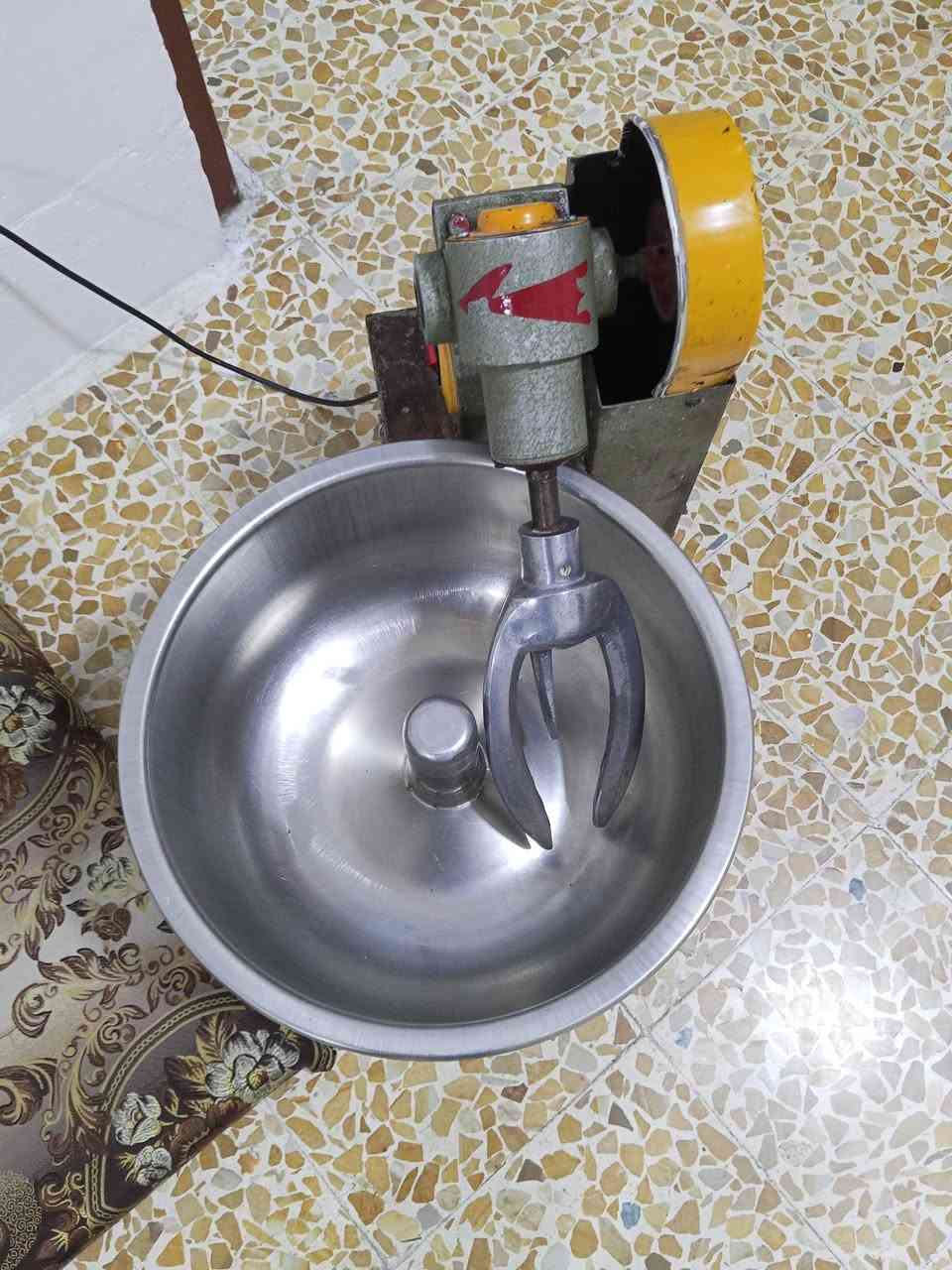 عجانه عشره كيلو مال بيت السعر 125 الف
***********
