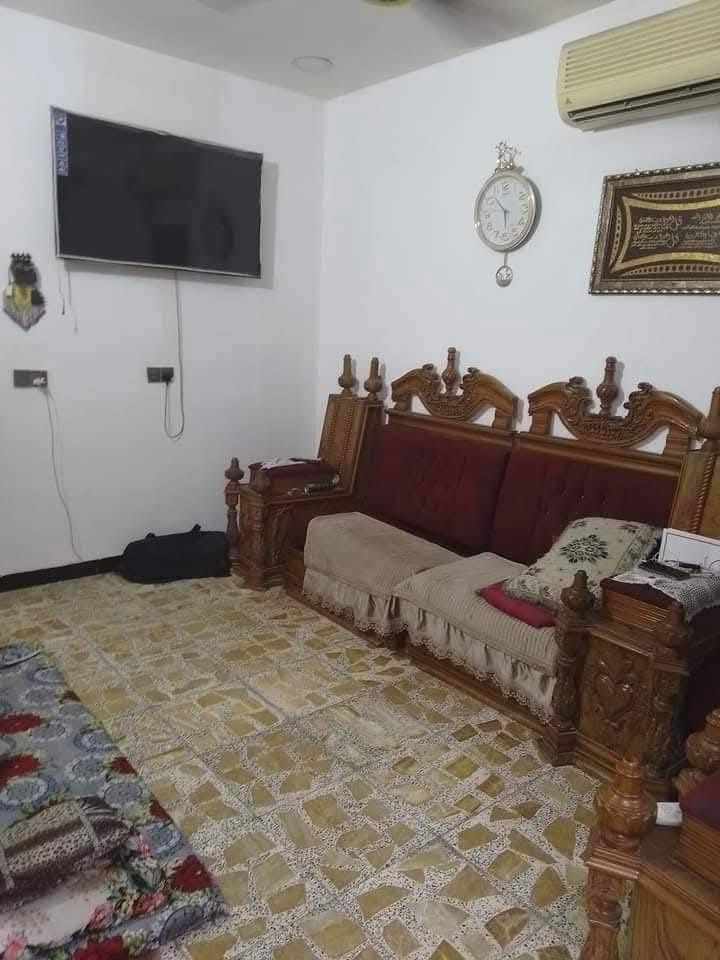 للبيع بيت 🏡 طابو صرف فى #الشرطه_الخامسه قرب جامع 🕌 معاذ بن جبل #مساحته١٠٠م واجهه خمسه يحتوي على مدخلين #غرفتين_نوم وصاله ومطبخ #حاربارد وصحيات عدد #اثنين البيت نظيف جدا للإستفسار اتصال 🤙 على #الواتساب على الرقم ***********
#الجميع

